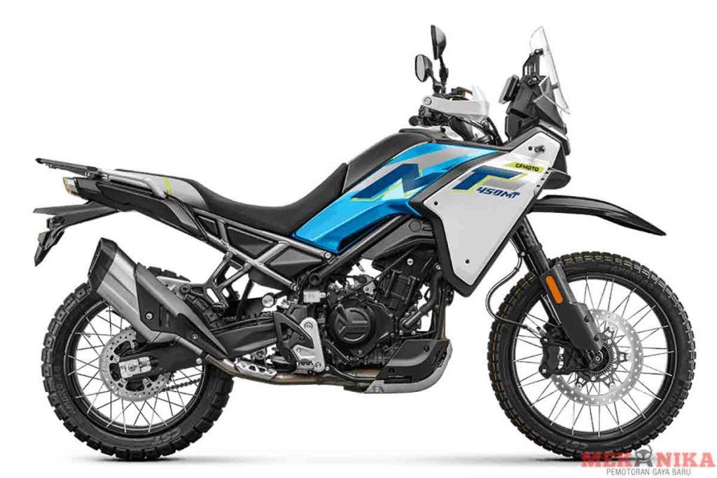 CFMOTO 450 MT