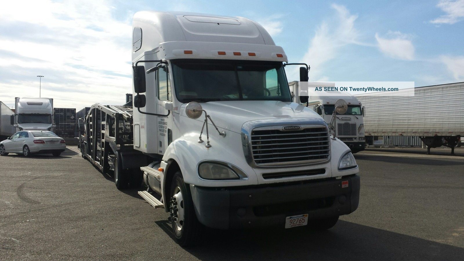 FREIGHTLINER CL 120