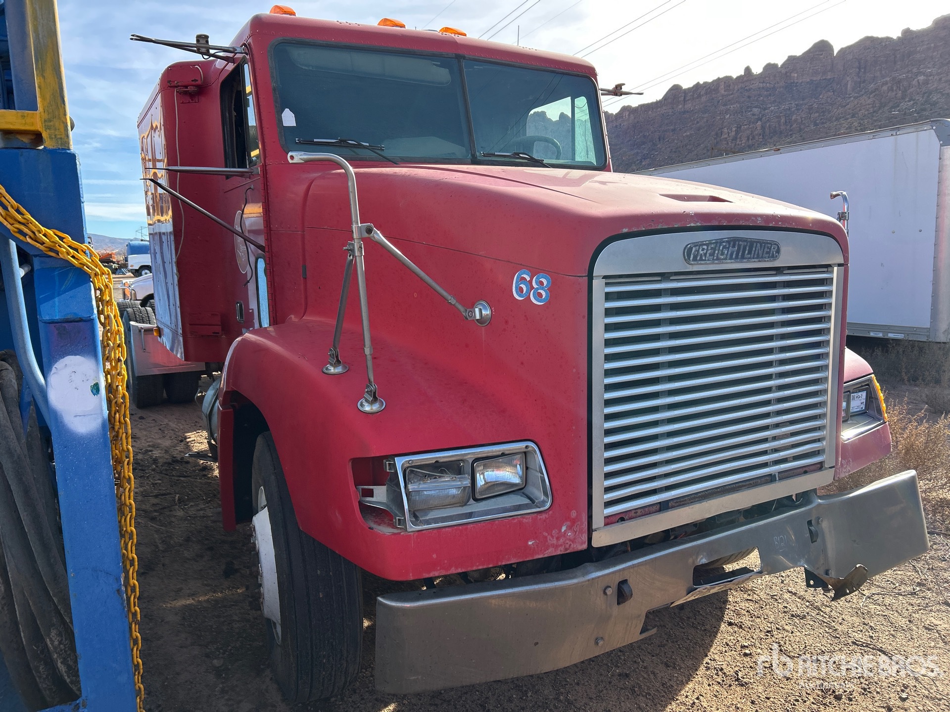FREIGHTLINER D112064S