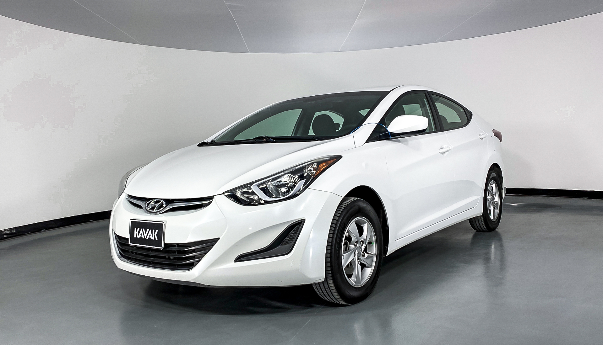 HYUNDAI ELANTRA GLS