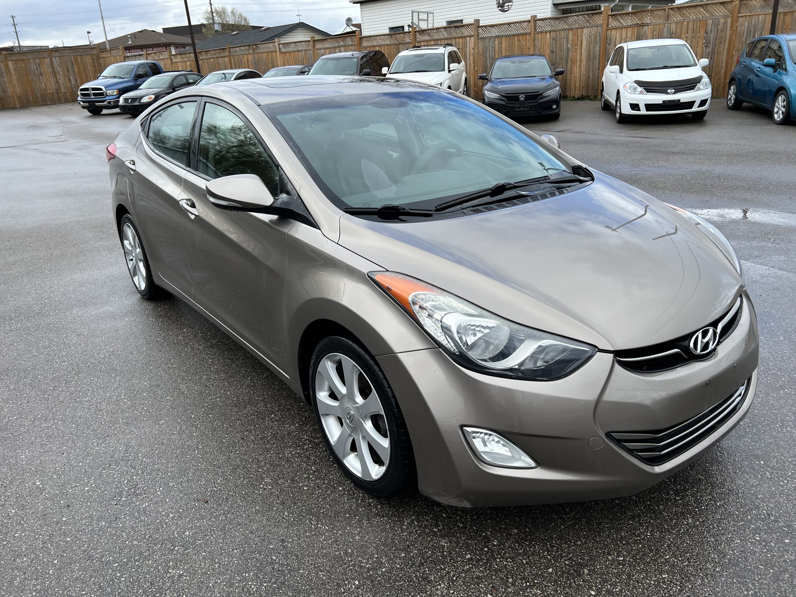 HYUNDAI ELANTRA LIMITED