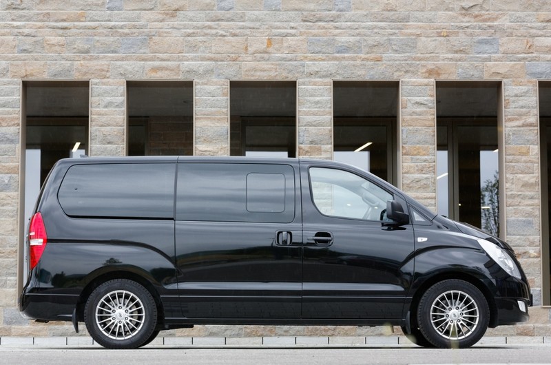 HYUNDAI H 1