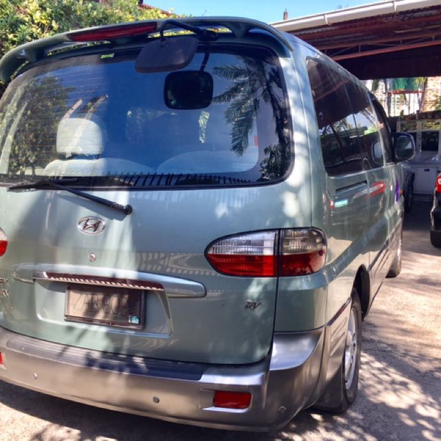 HYUNDAI STAREX