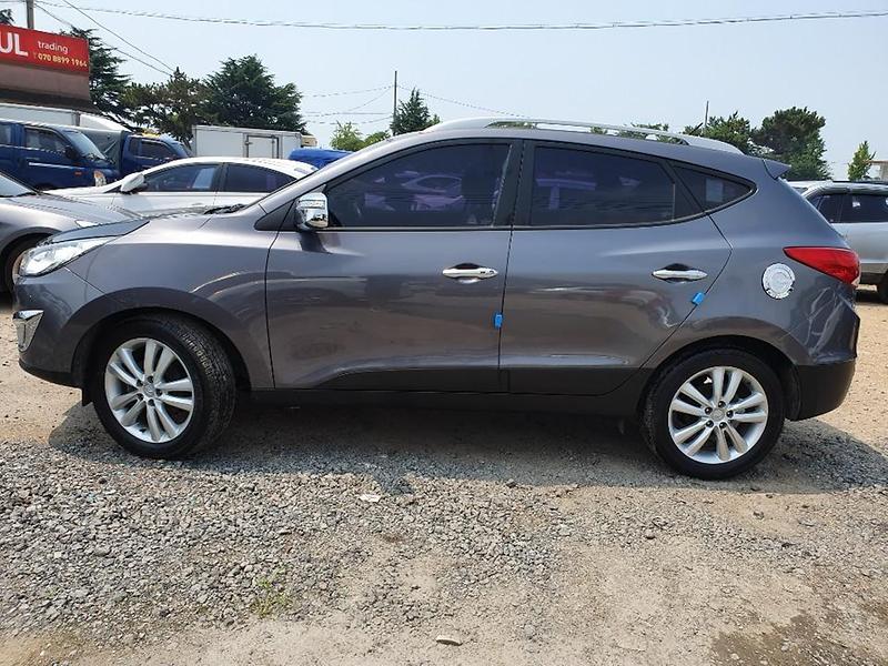 HYUNDAI TUCSON LX20