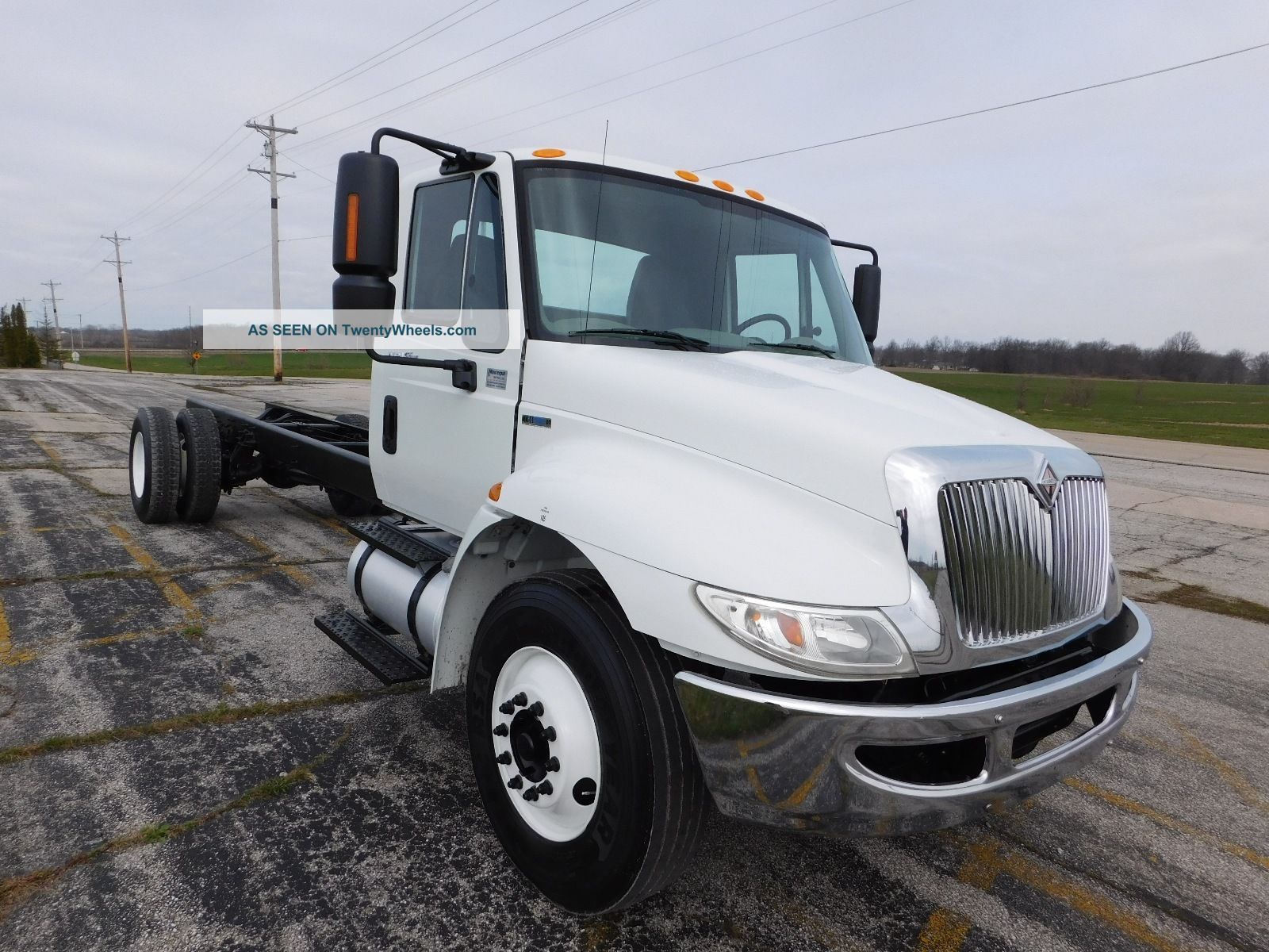 INTERNATIONAL 4400
