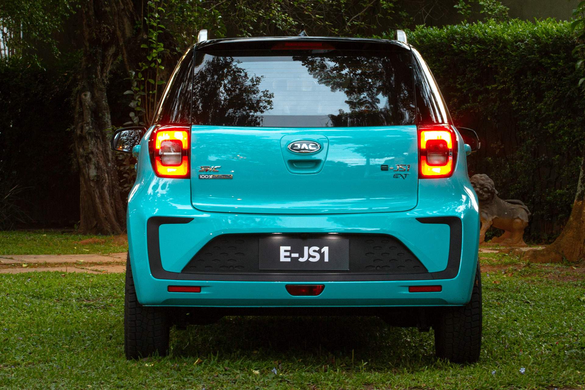 JAC EJS 1