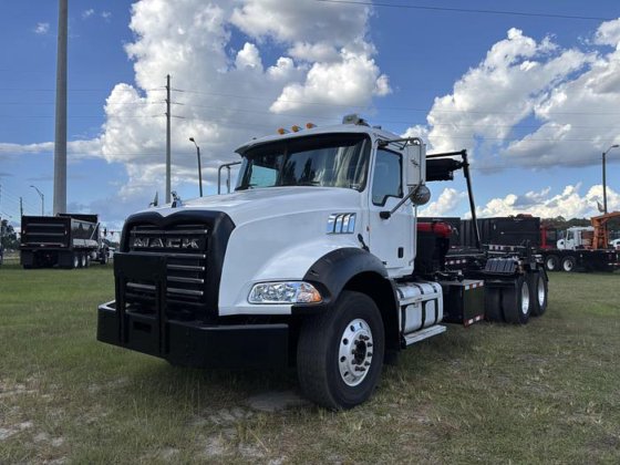 MACK GU813E