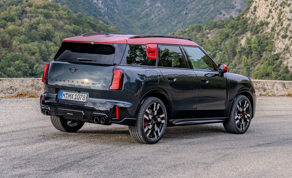 MINI JCW, COUNTRYMAN