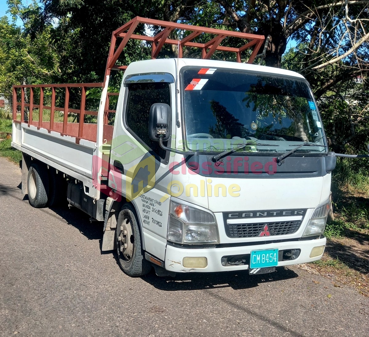 MITSUBISHI CANTER