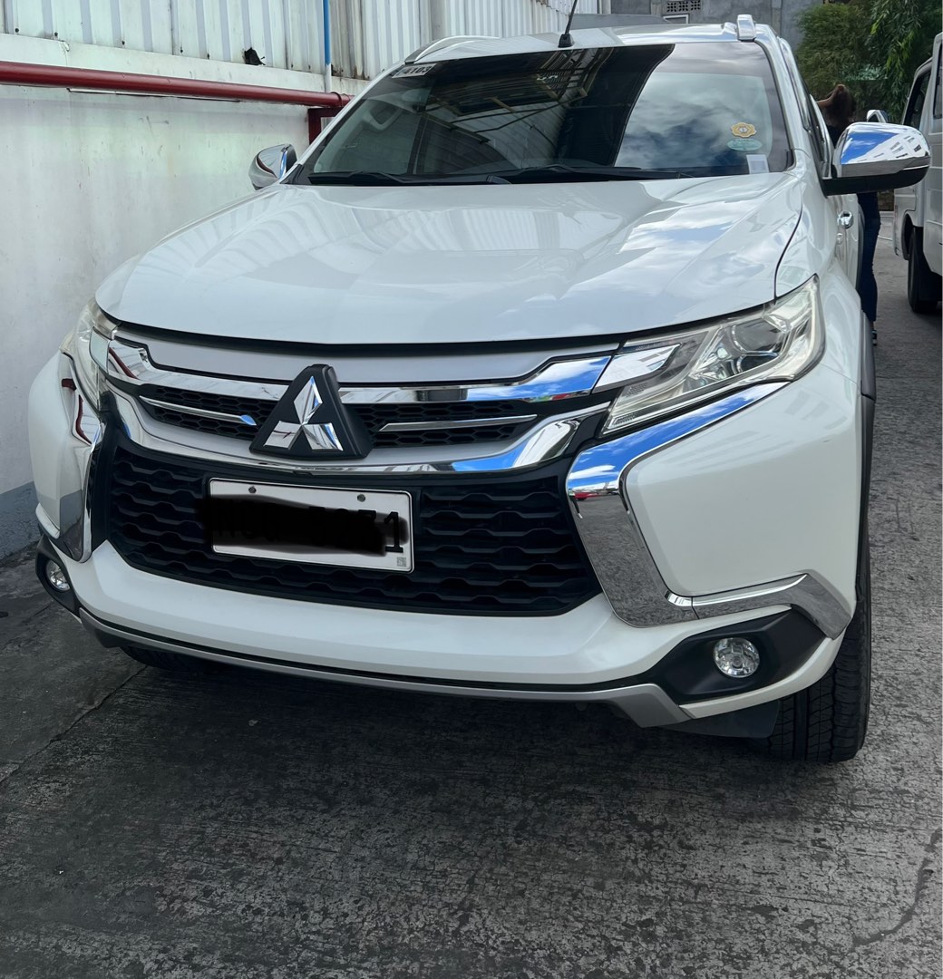 MITSUBISHI MONTERO GLS