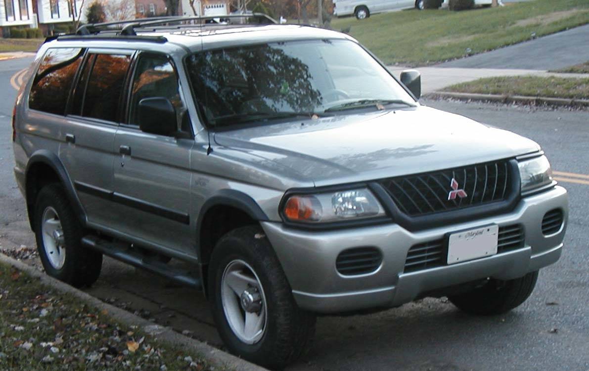 MITSUBISHI MONTERO SPORT XLS