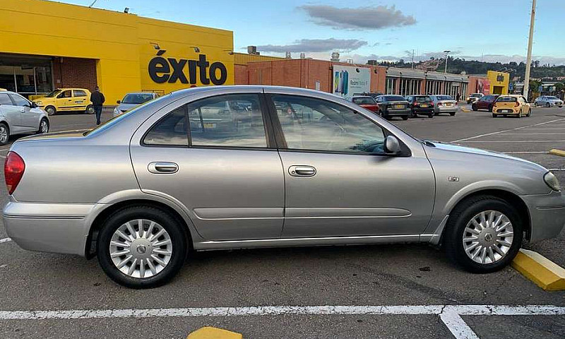 NISSAN ALMERA SG