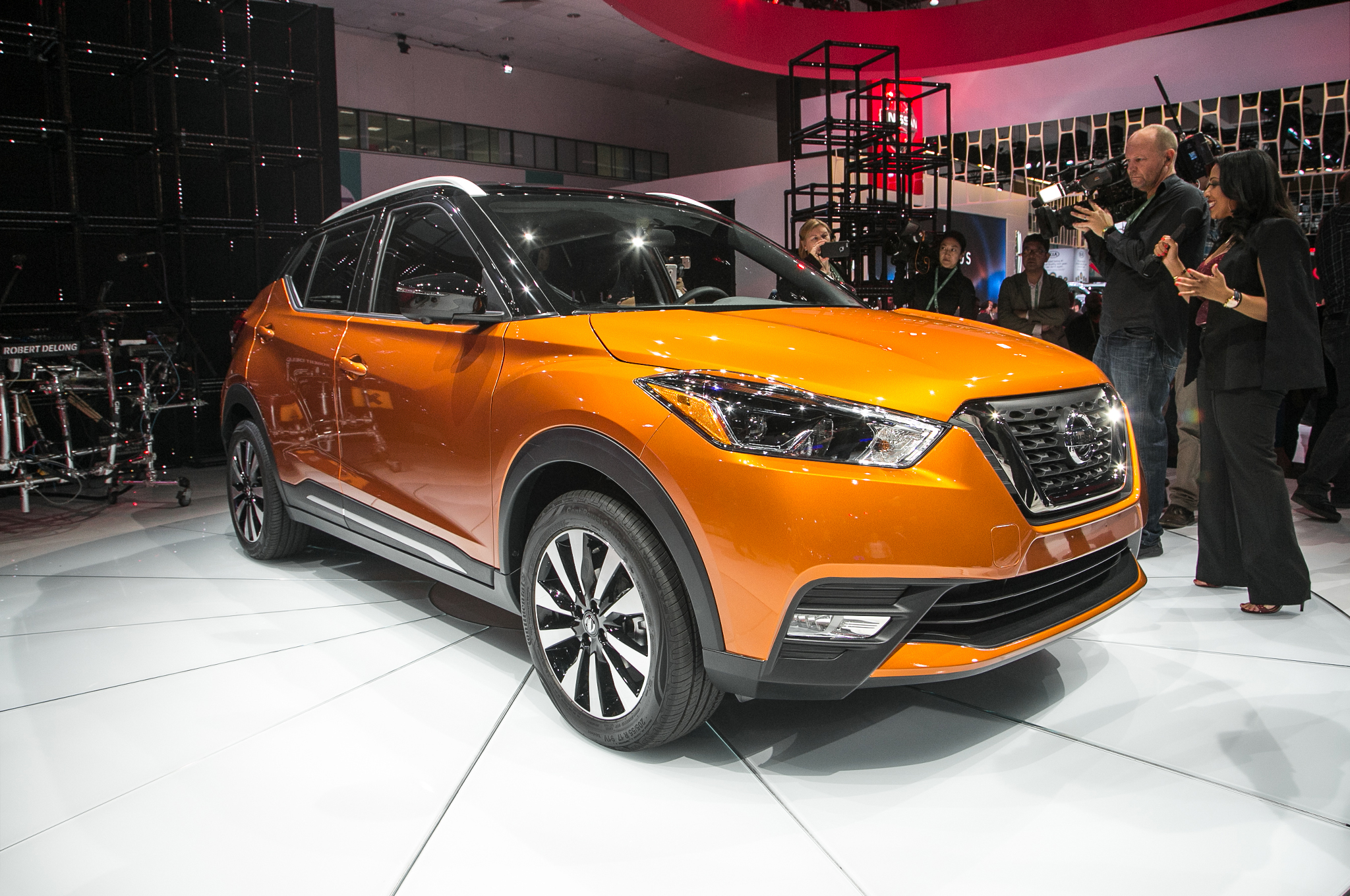 NISSAN KICKS