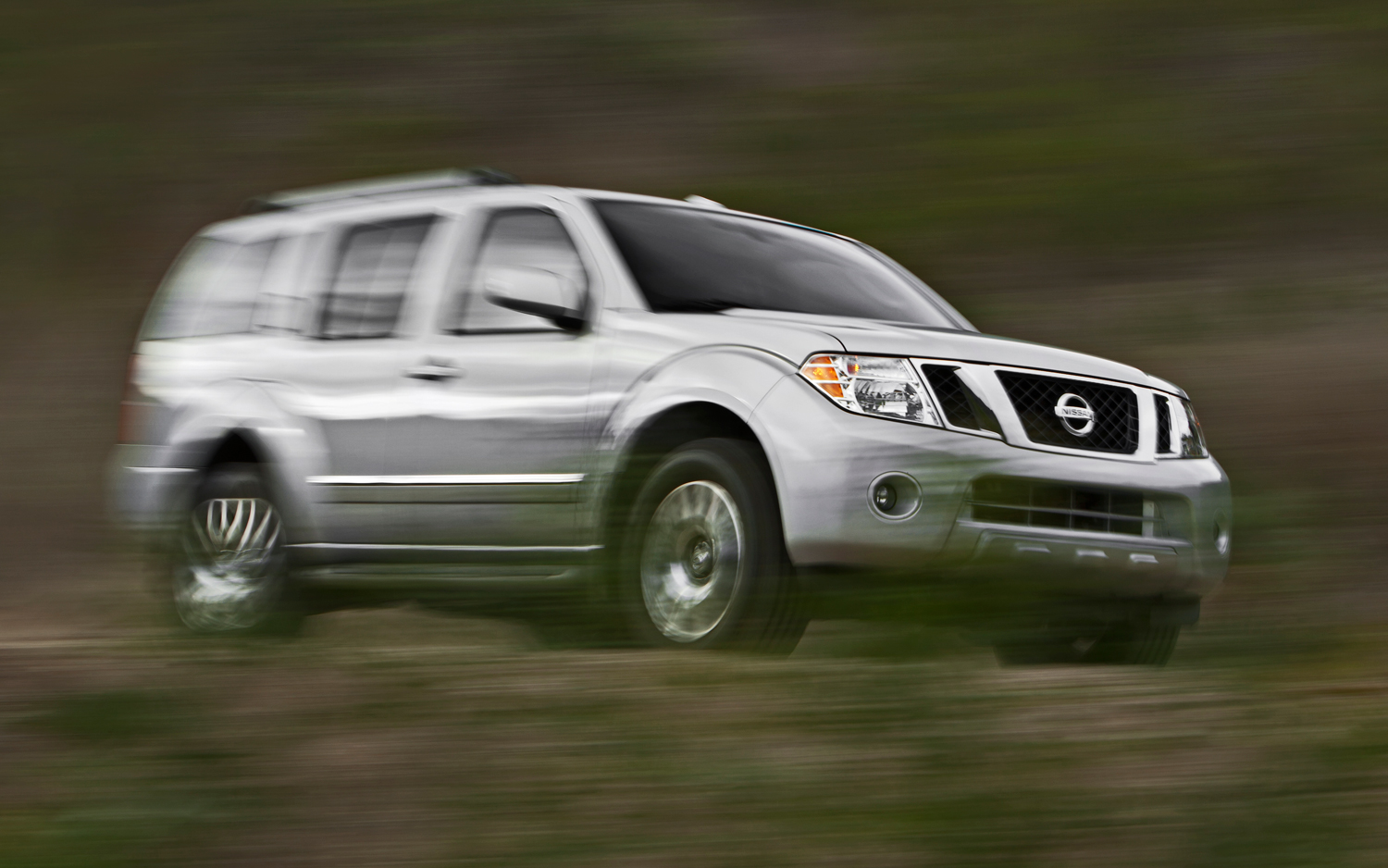 NISSAN PATHFINDER LE