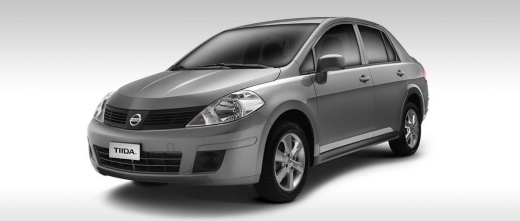 NISSAN TIIDA