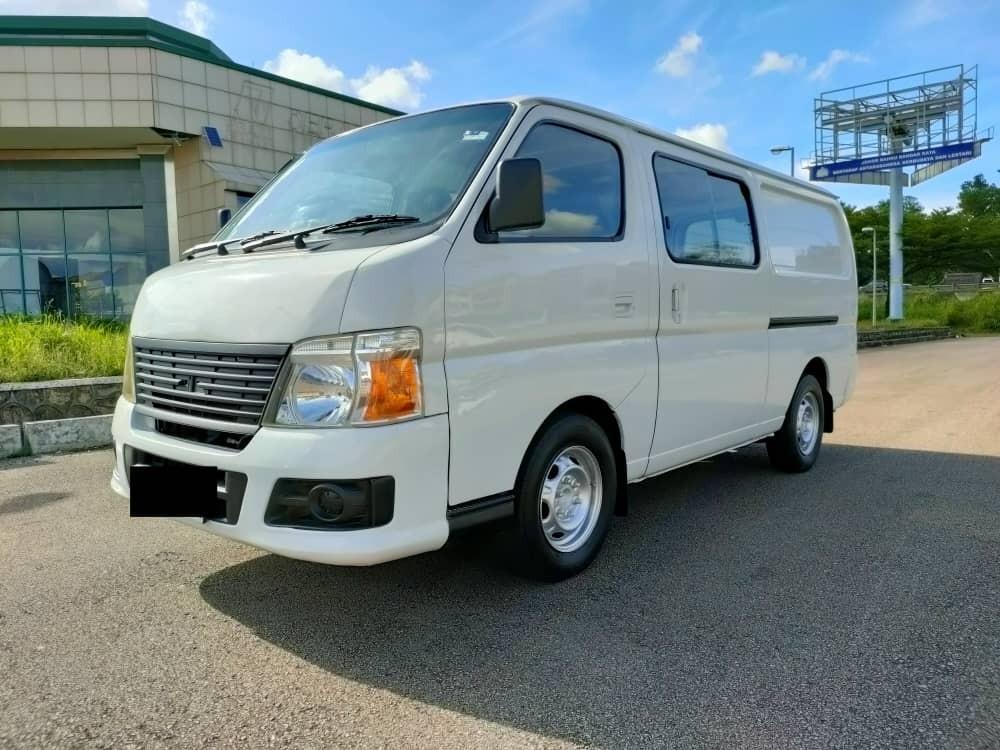 NISSAN URVAN