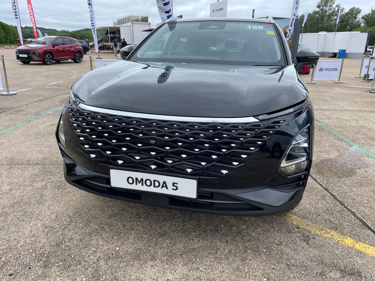 OMODA 05