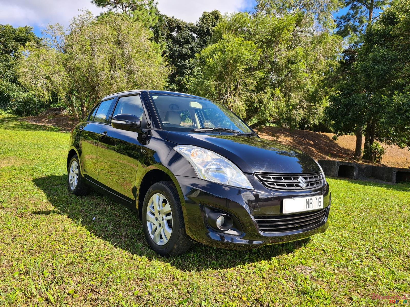 SUZUKI SWIFT D ZIRE GL