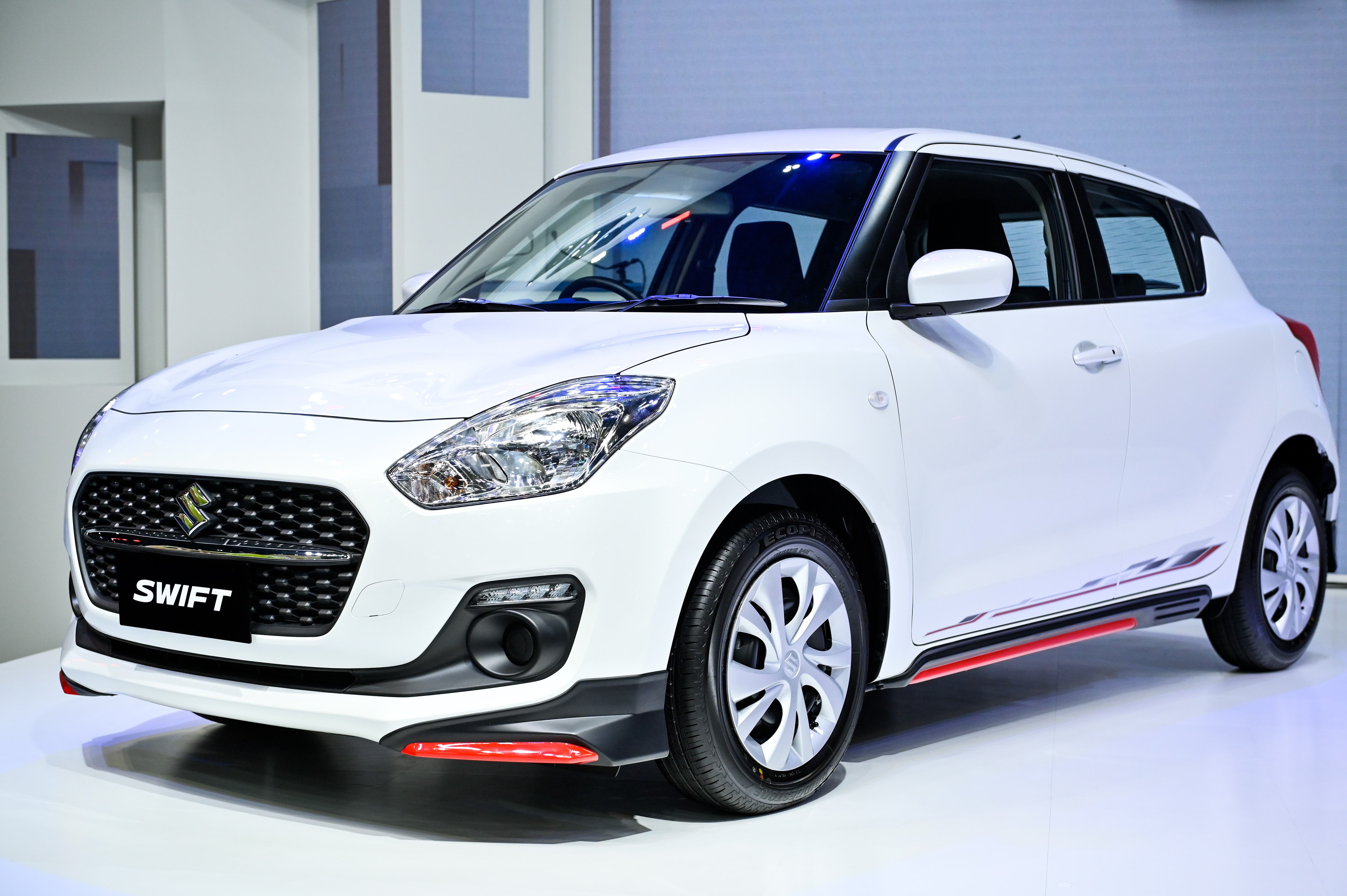 SUZUKI SWIFT GL Z