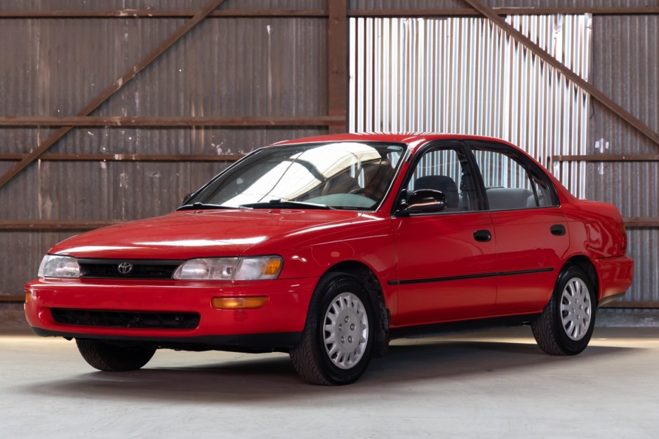 TOYOTA COROLLA