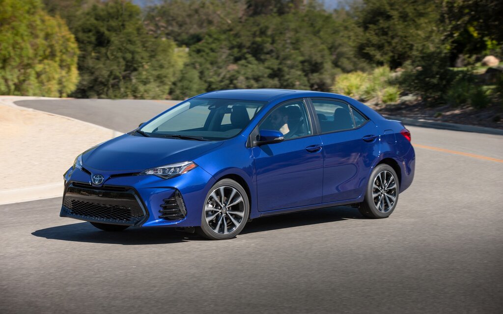 TOYOTA COROLLA LE