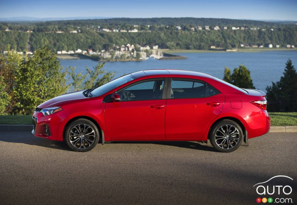 TOYOTA COROLLA S