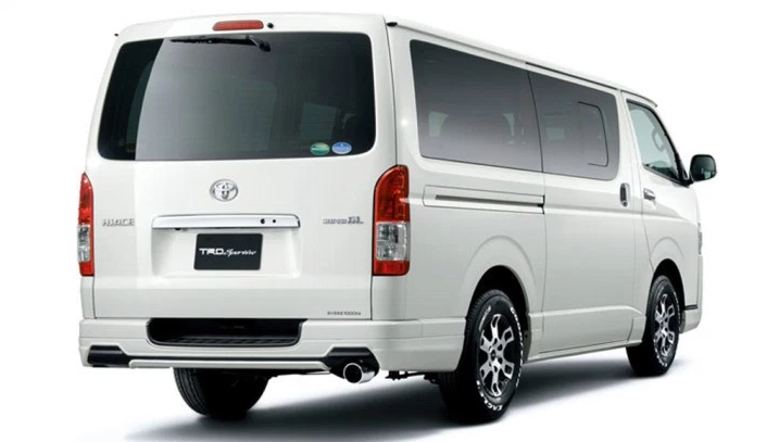 TOYOTA HIACE