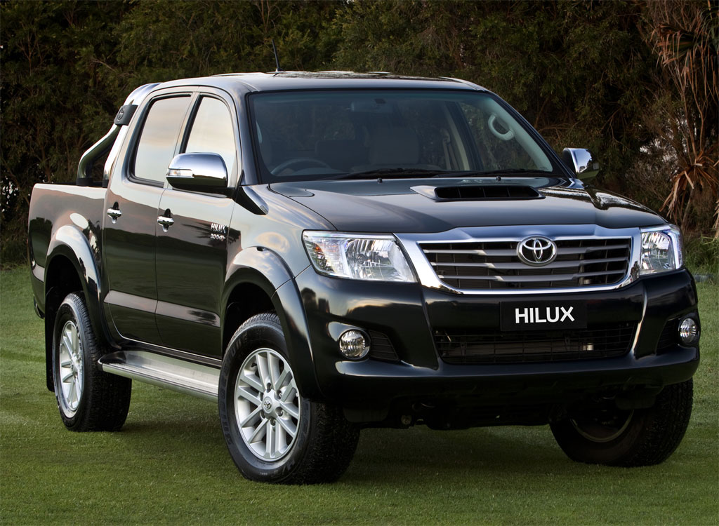 TOYOTA HILUX