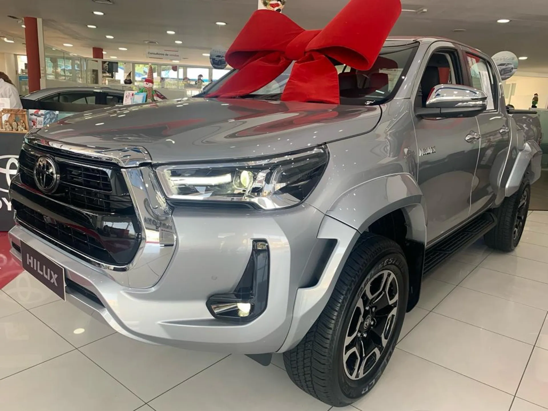 TOYOTA HILUX SRV
