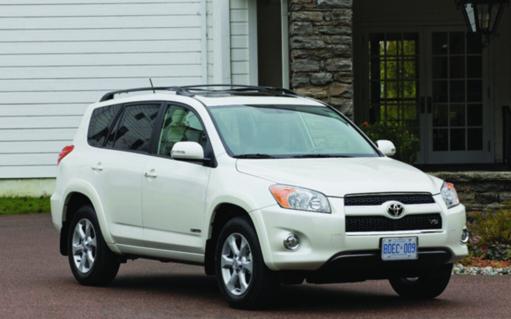 TOYOTA RAV4