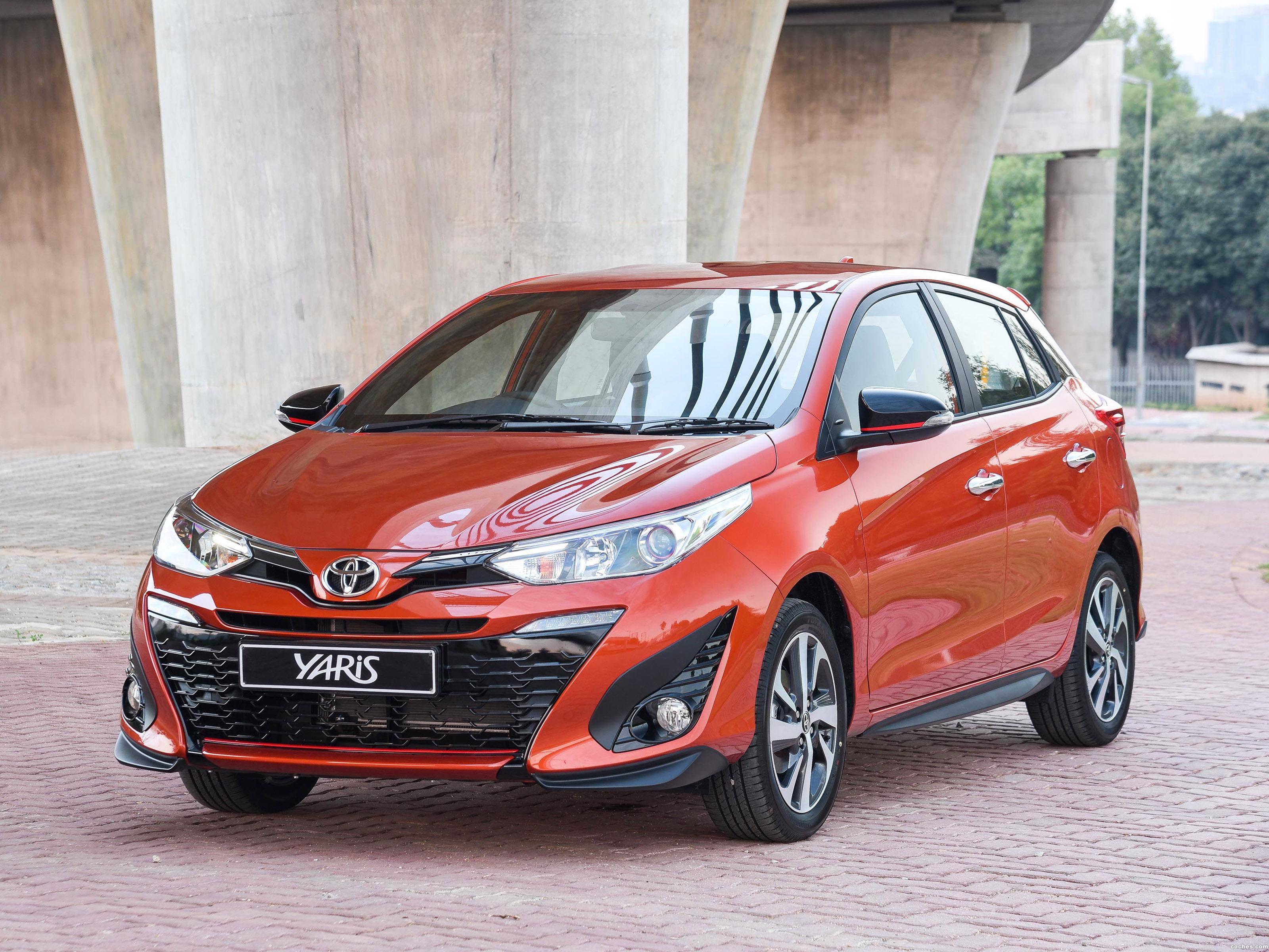 TOYOTA YARIS S