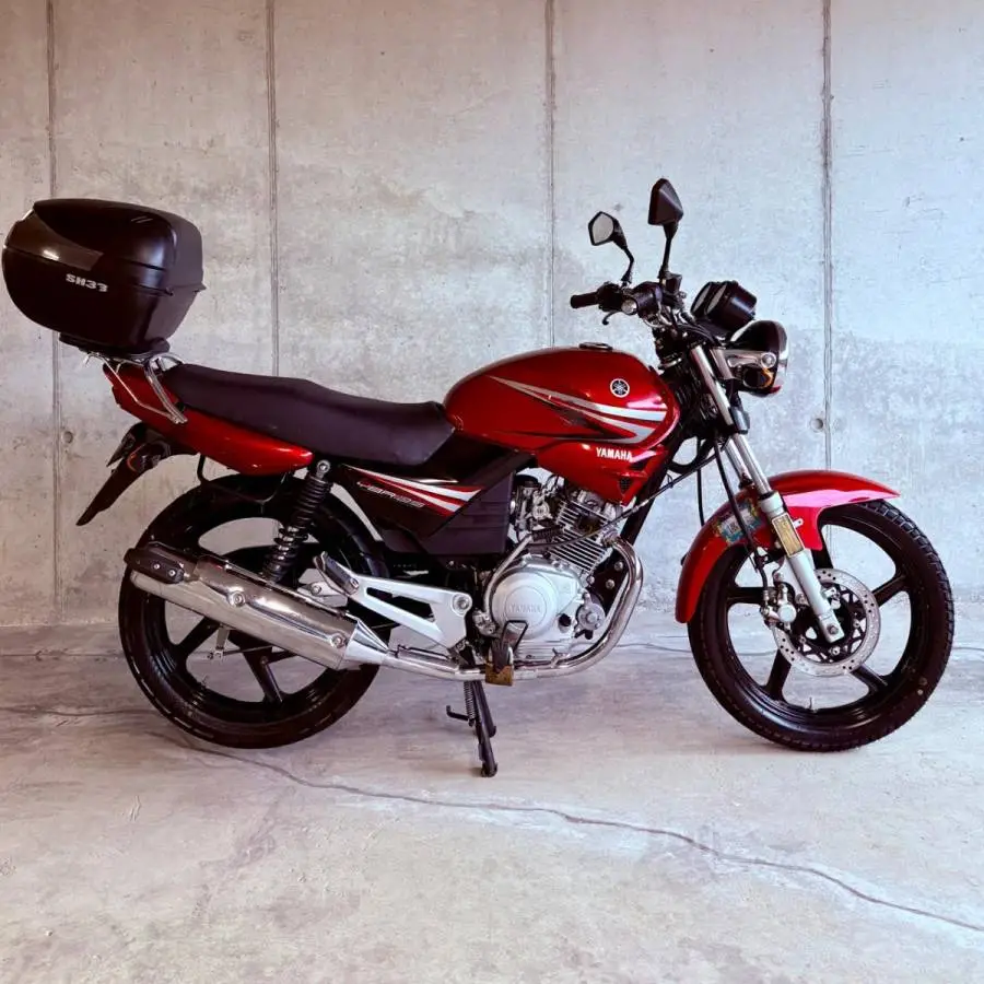 YAMAHA YBR125E